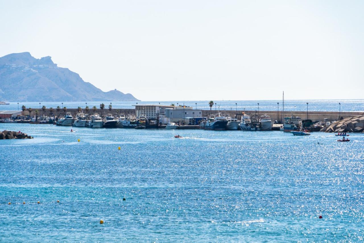 ビリャホヨサLa Vila Es Vella - El Mirador Del Mediterraneoアパートメント エクステリア 写真